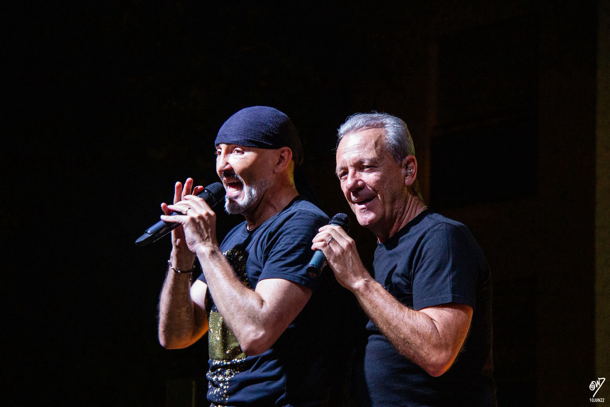 OCHÉ CORTÉS y TONI BETETA